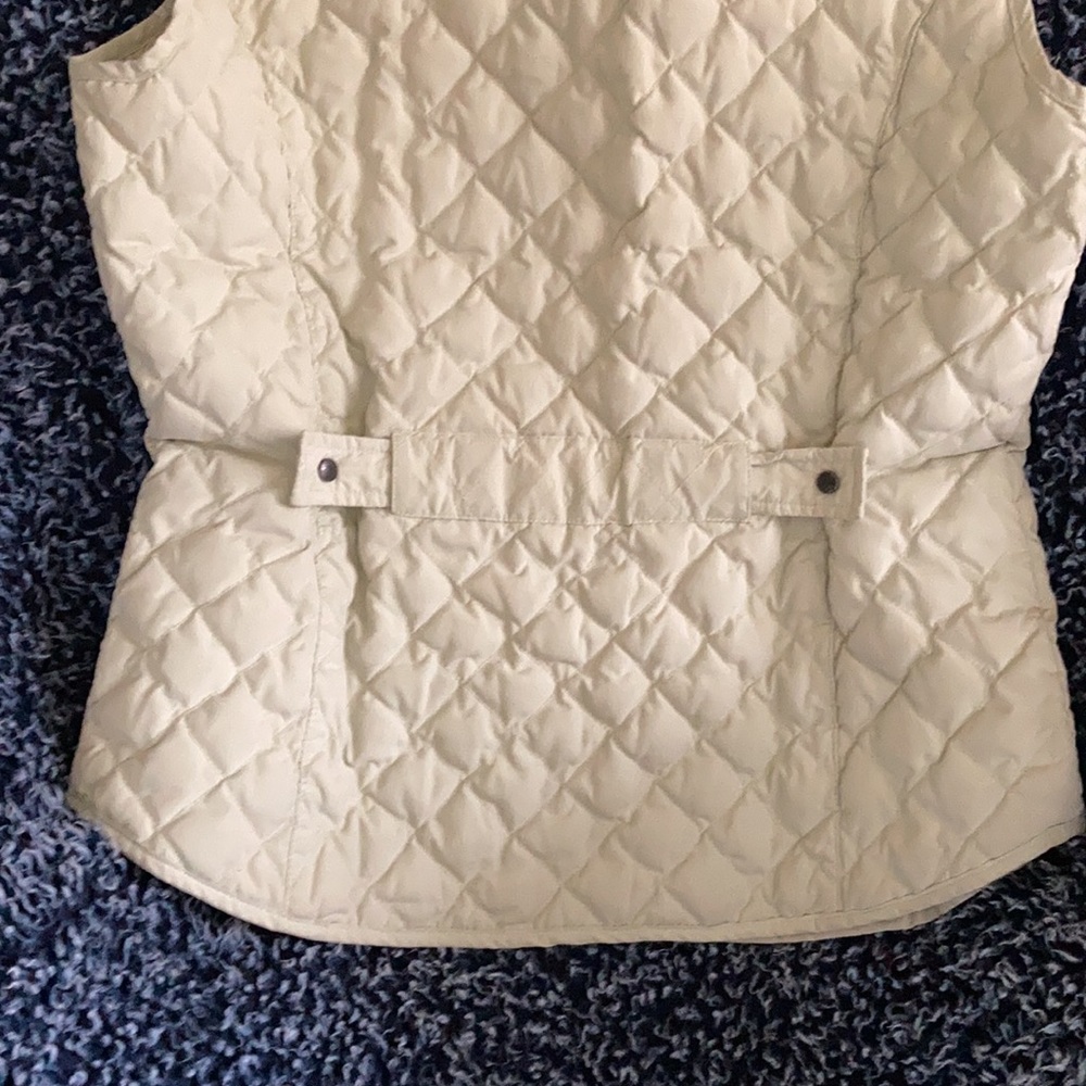 Cute zip up vest - Picture 4 of 4